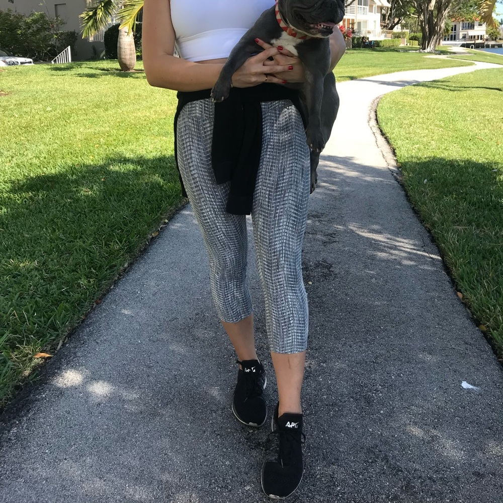 Lululemon High-waisted Capri leggings